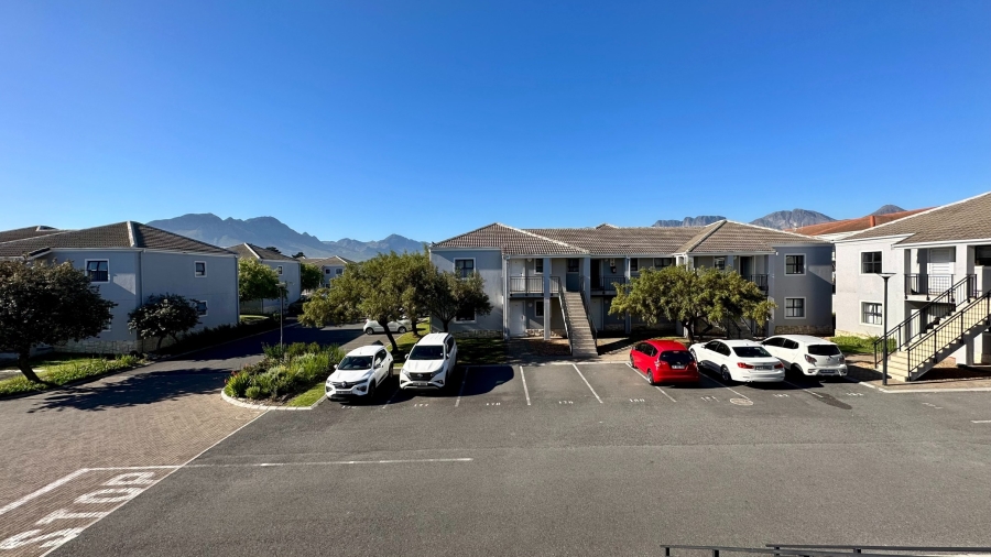 2 Bedroom Property for Sale in Heritage Park Western Cape